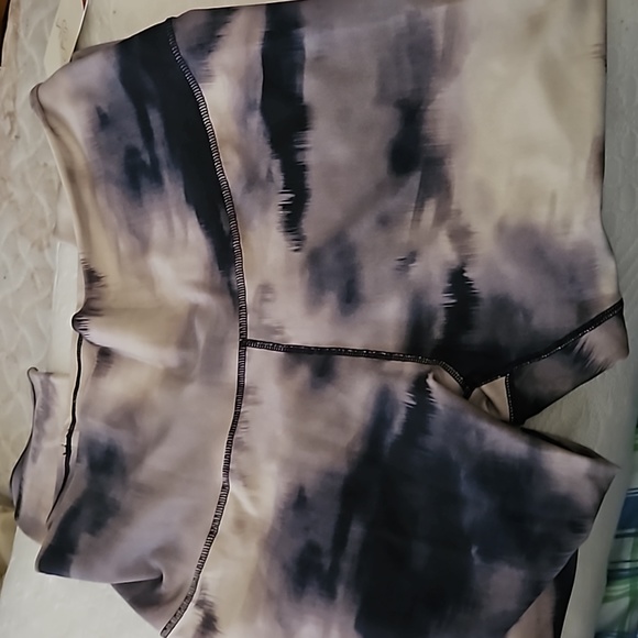 Calia By Carrie Underwood Leggings NWT! - Picture 5 of 6